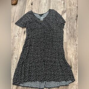 Forever 21 flower dress black and white New size 2x